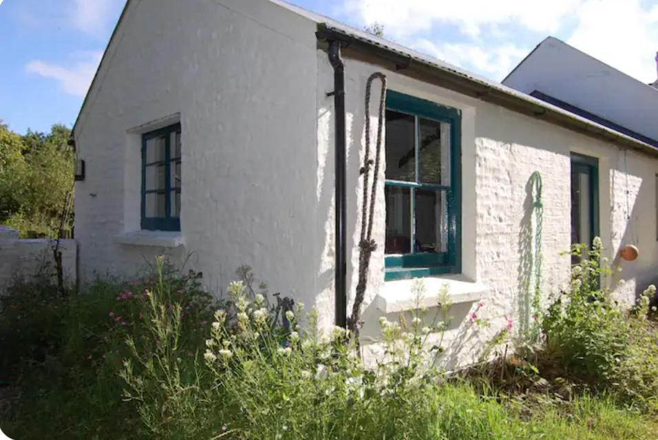 Ferienwohnung Tiny Cosy Snug Manorowen Exterior foto